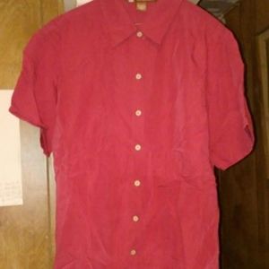 LADIES RED BLOUSE SIZE XL.